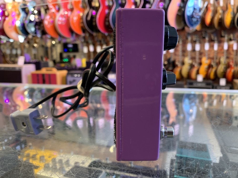 T-Rex Betavibe Pedal w/Box - CONSIGNMENT &mdash; view 2