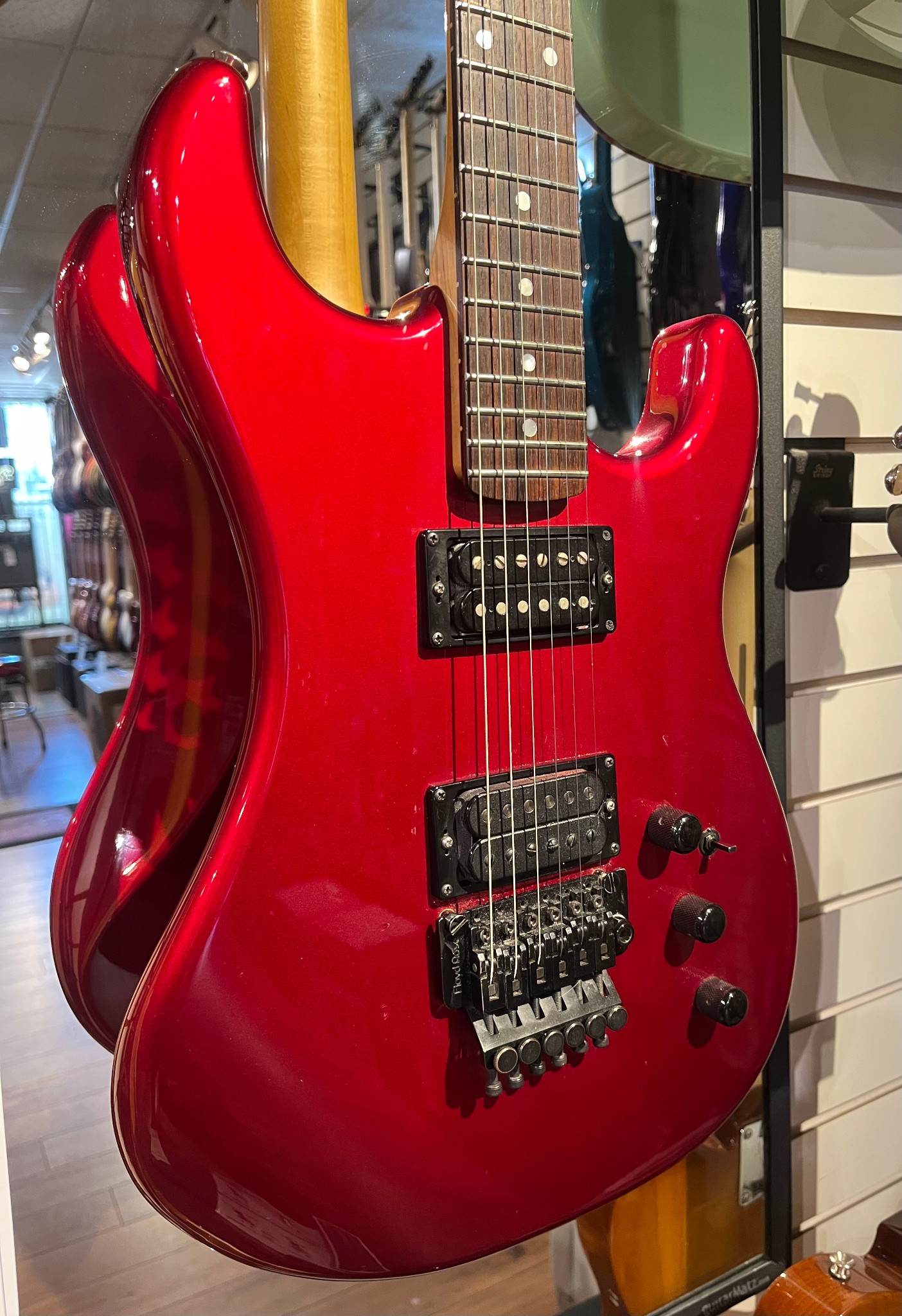 Kramer 1986 Pacer Imperial Candy Apple Red w/OHSC - CONSIGNMENT &mdash; view 5