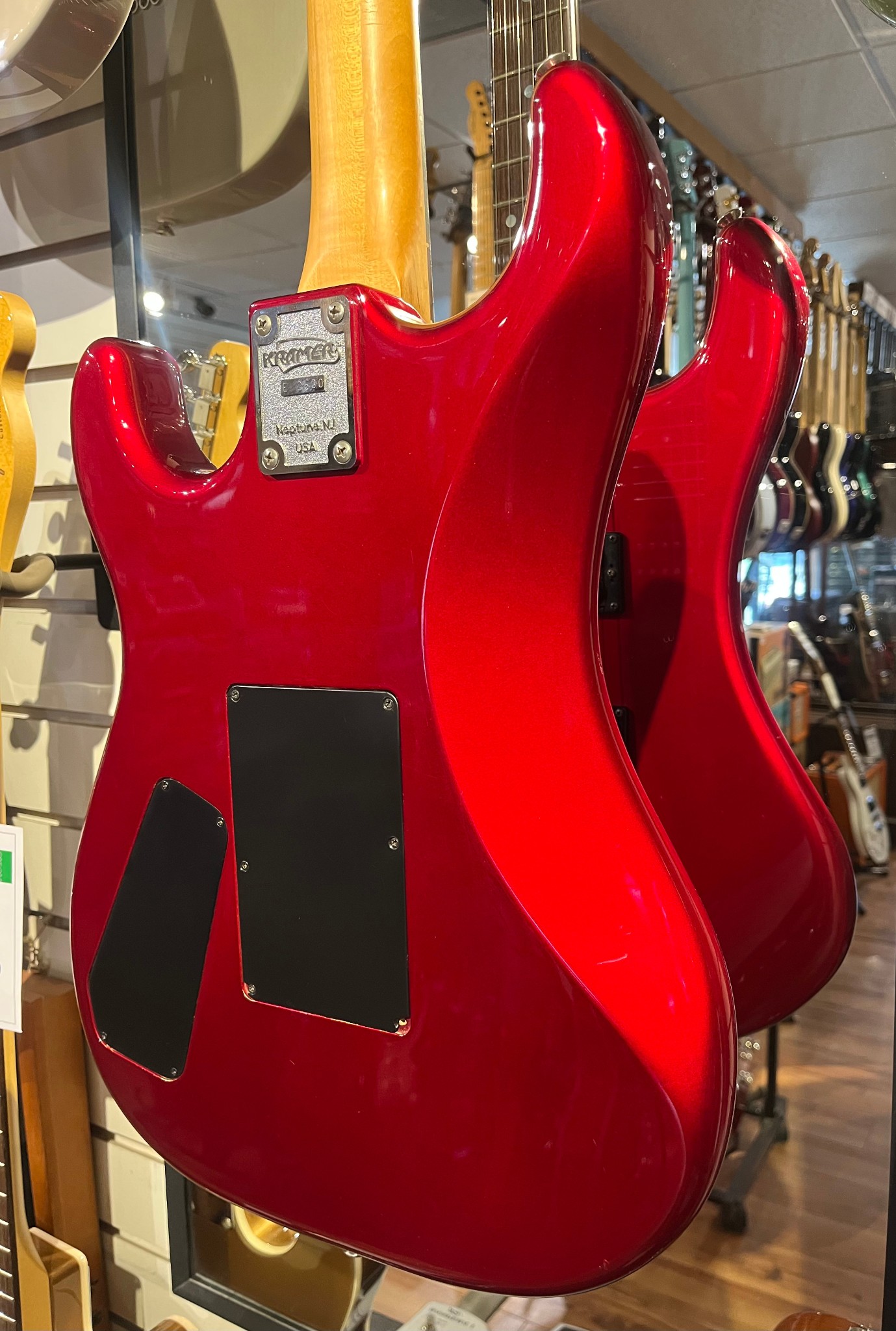 Kramer 1986 Pacer Imperial Candy Apple Red w/OHSC - CONSIGNMENT &mdash; view 6