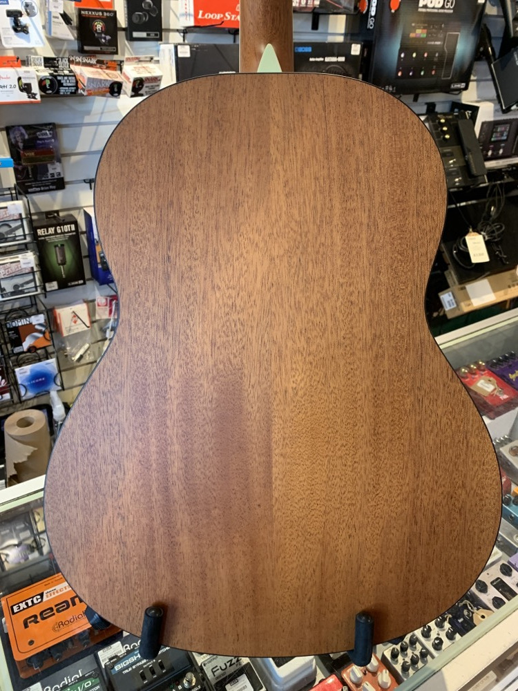 2000 Larrivee L-02 Acoustic w/OHSC &mdash; view 3