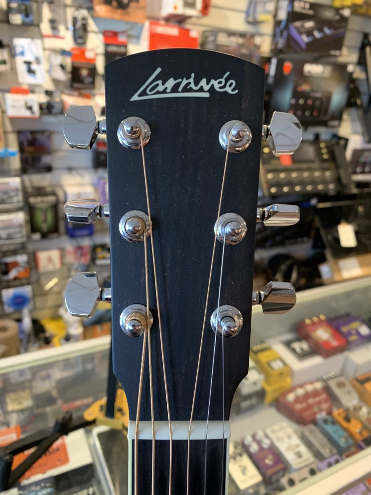2000 Larrivee L-02 Acoustic w/OHSC &mdash; view 5