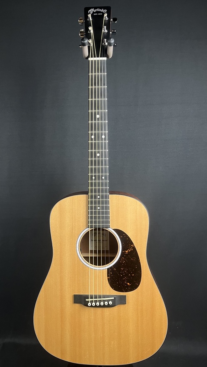 Martin D JR-10 E Dreadnought Junior w/Bag