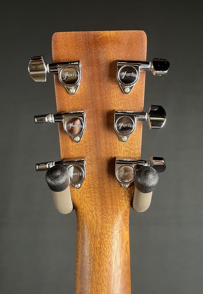 Martin D JR-10 E Dreadnought Junior w/Bag &mdash; view 7