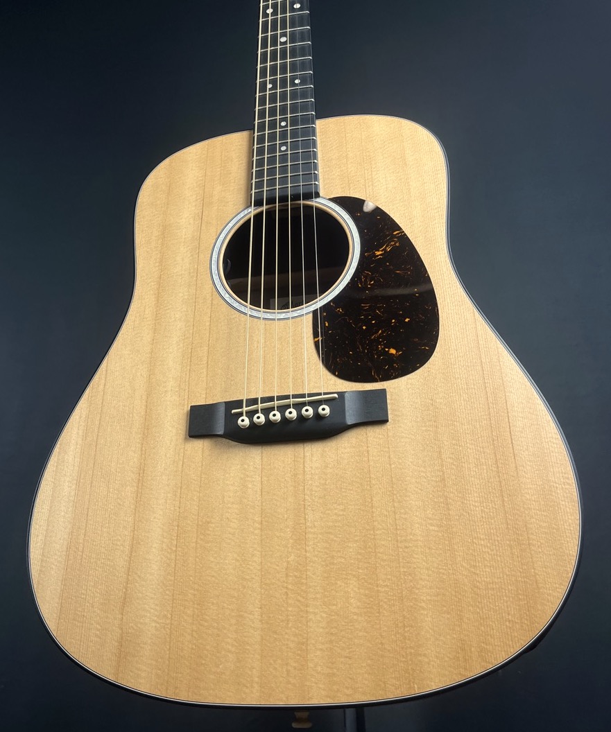 Martin D JR-10 E Dreadnought Junior w/Bag &mdash; view 9
