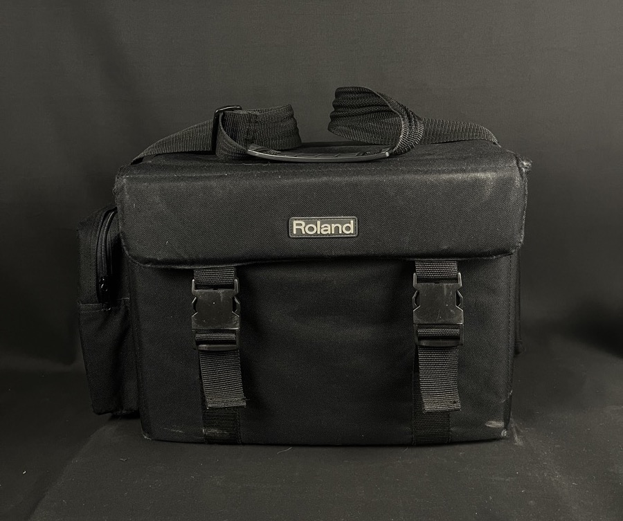 Roland AC-60 Acoustic Amplifier w/bag - CONSIGNMENT &mdash; view 6