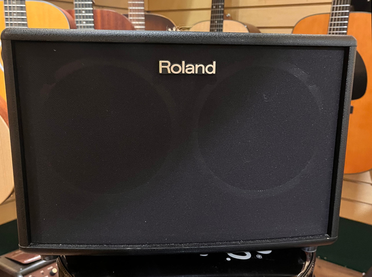 Roland AC-60 Acoustic Amplifier w/bag - CONSIGNMENT &mdash; view 7