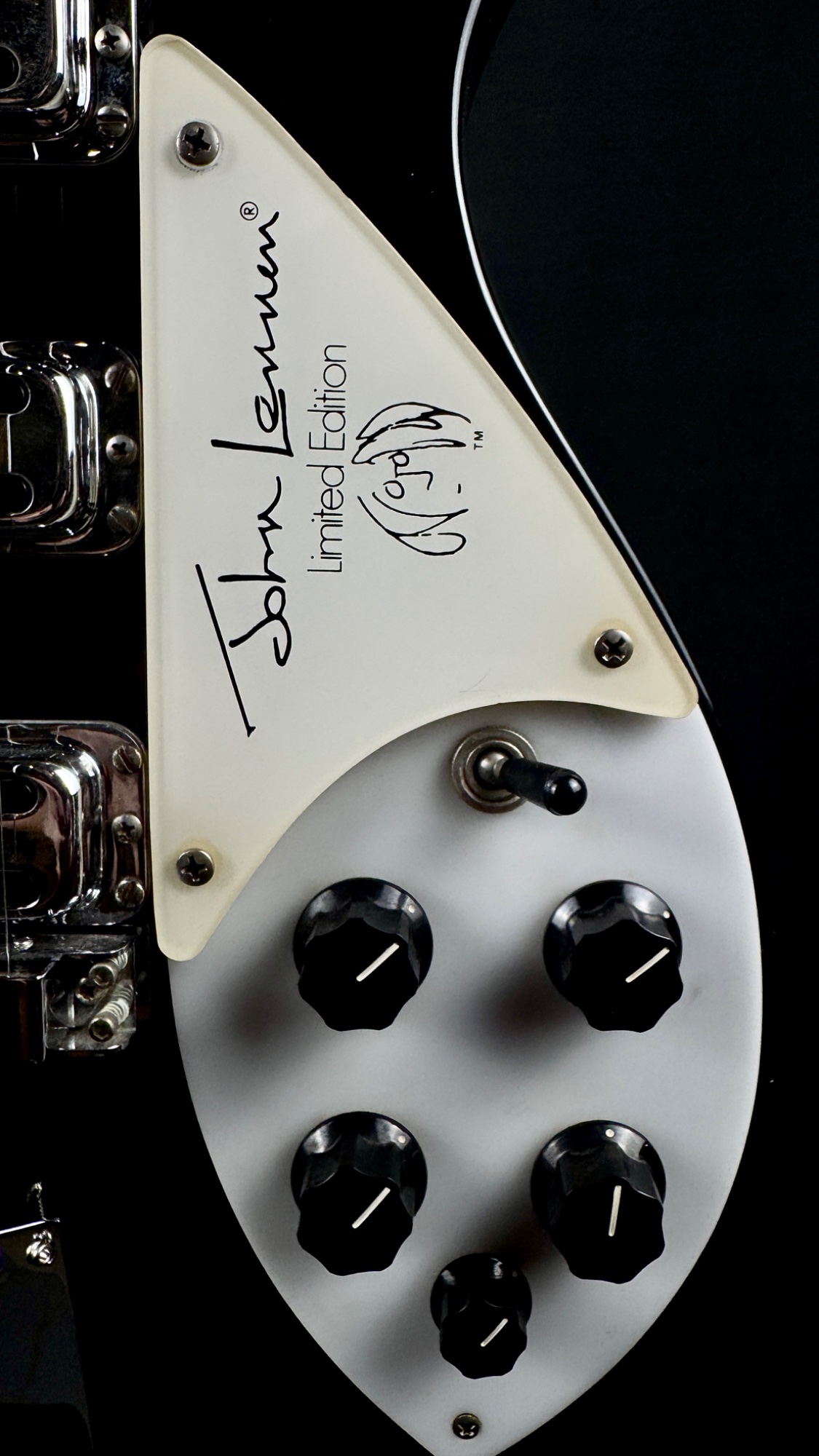 Rickenbacker 1992 John Lennon 355 LTD w/case, cert, strap - CONSIGNMENT &mdash; view 3