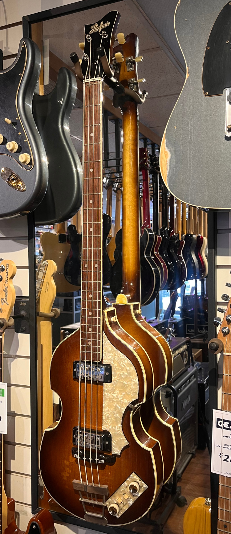 Hofner Violin 500/1 Bass circa 1966 w/Case - CONSIGNMENT