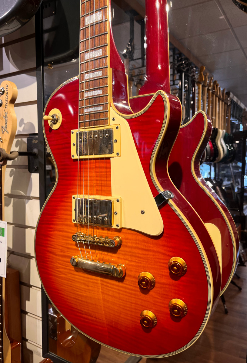 Tokai Les Paul Custom Sunburst Made in Korea &mdash; view 2