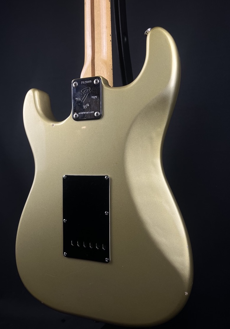 Fender 1979 25th Anniversary Stratocaster Silver w/OHSC &mdash; view 5
