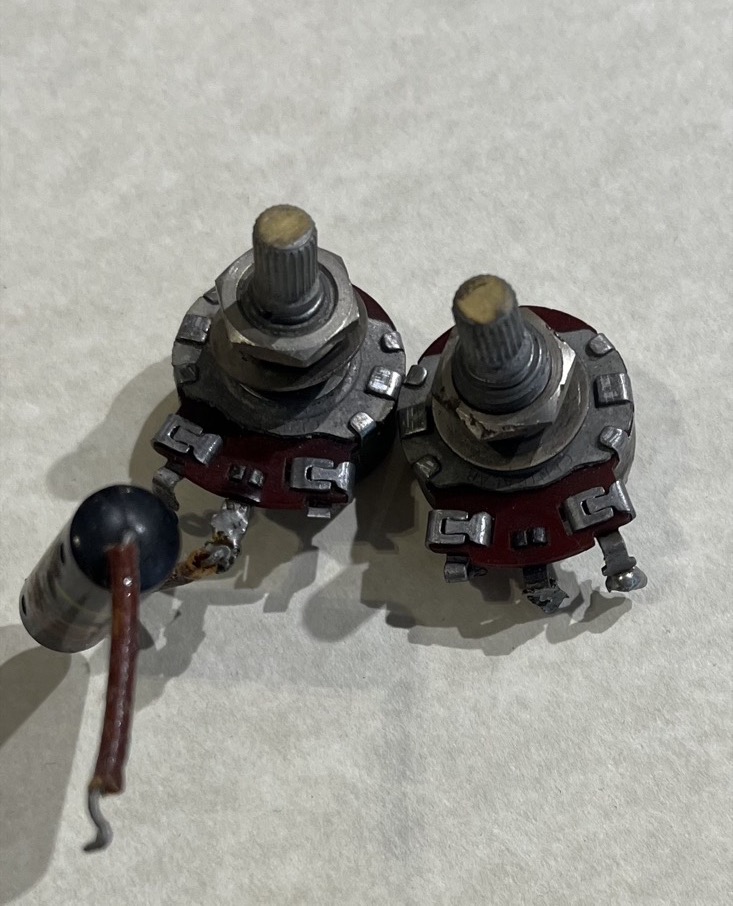 Gibson 1956 Les Paul Jr. Wiring Assembly - CONSIGNMENT &mdash; view 3