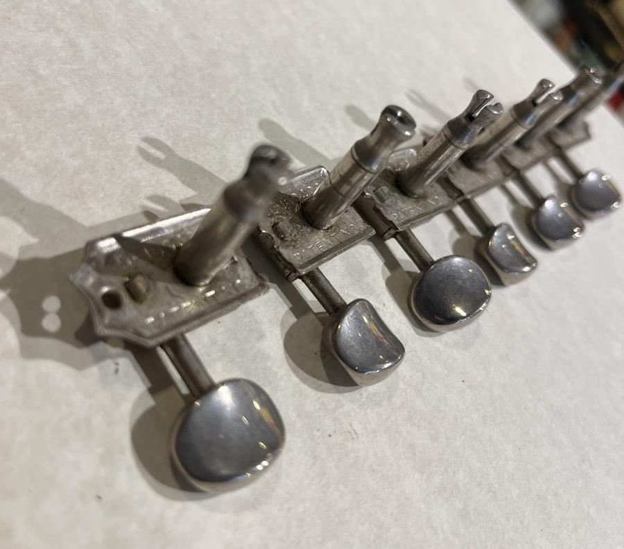 Kluson '64-'67 Tuners w/Screws and Bushings - CONSIGNMENT &mdash; view 2