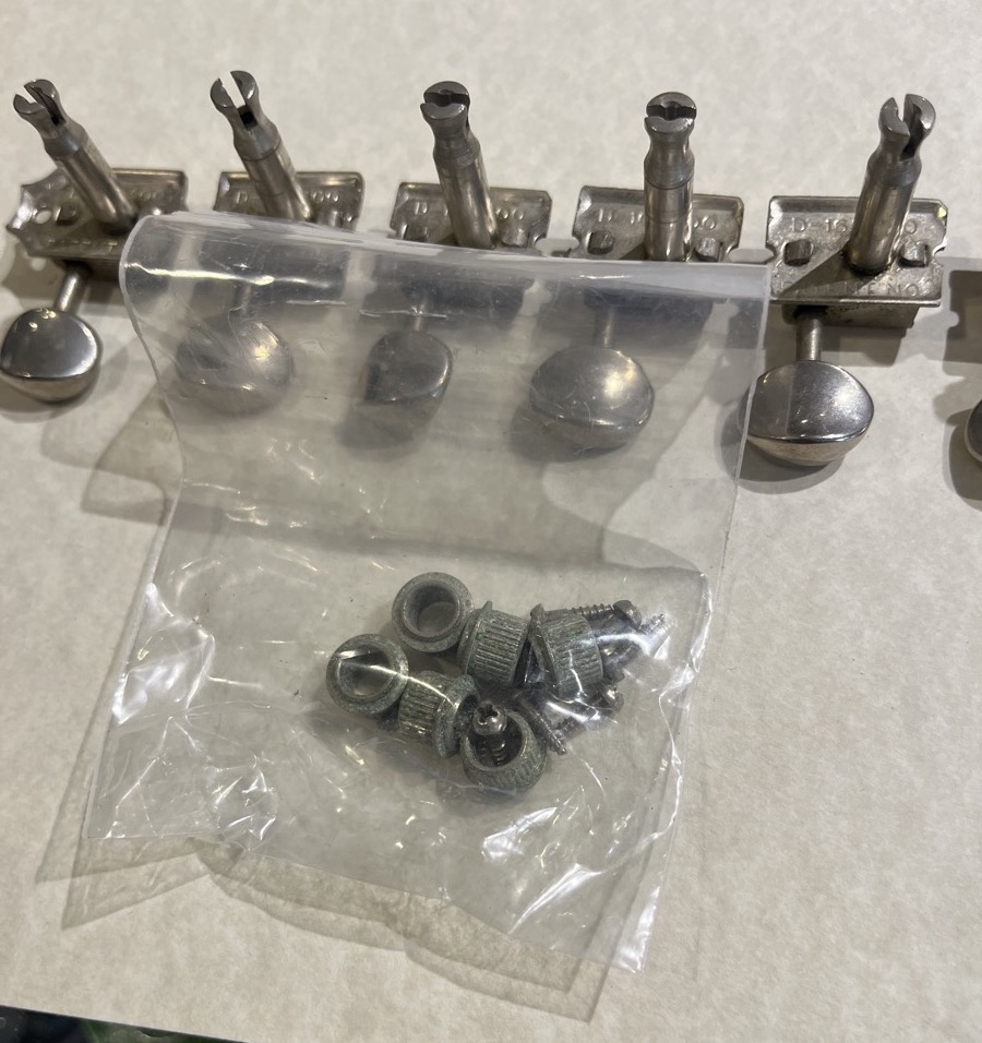 Kluson '64-'67 Tuners w/Screws and Bushings - CONSIGNMENT &mdash; view 3