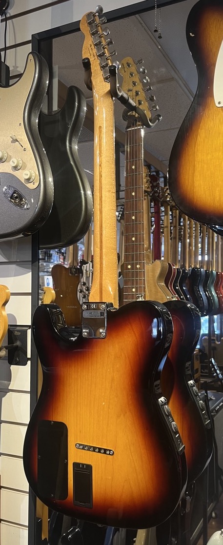 Fender 2011 Acoustasonic Telecaster 3 Tone Burst - CONSIGNMENT &mdash; view 4