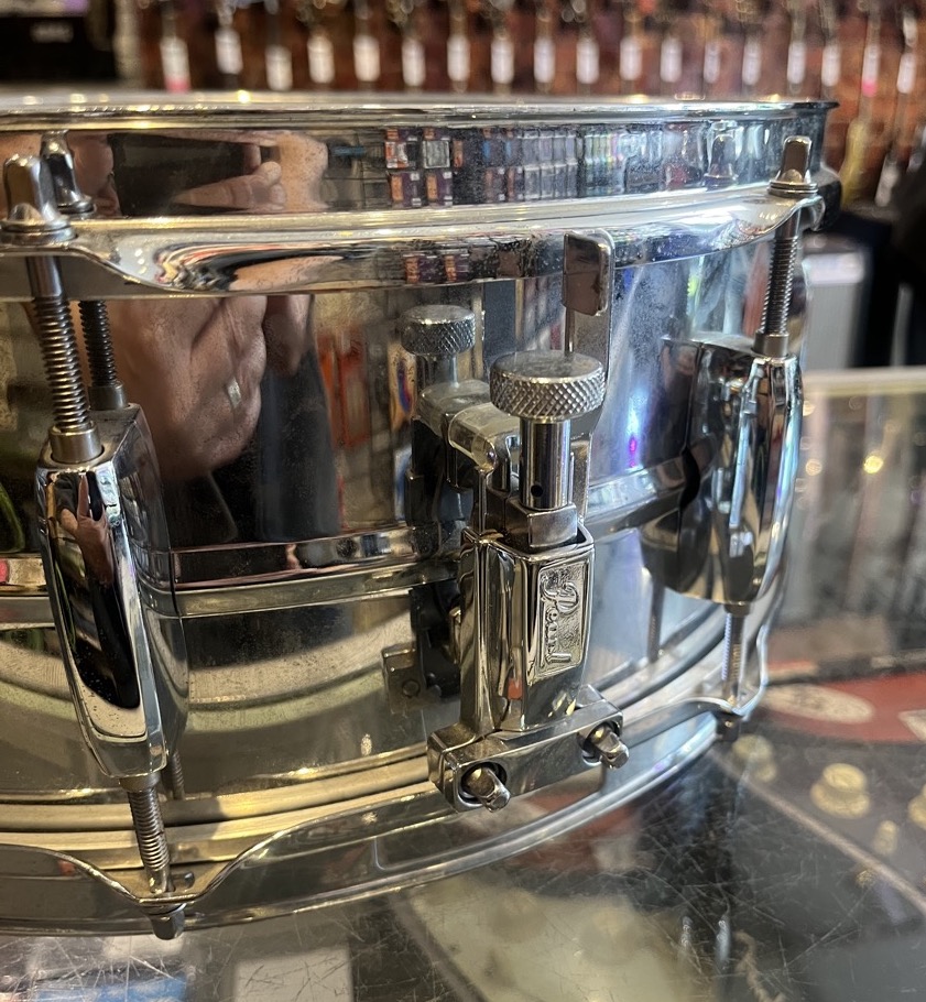 Pearl Mirror Chrome Pro Steel Shell 14 x 5.5" Snare Drum &mdash; view 3