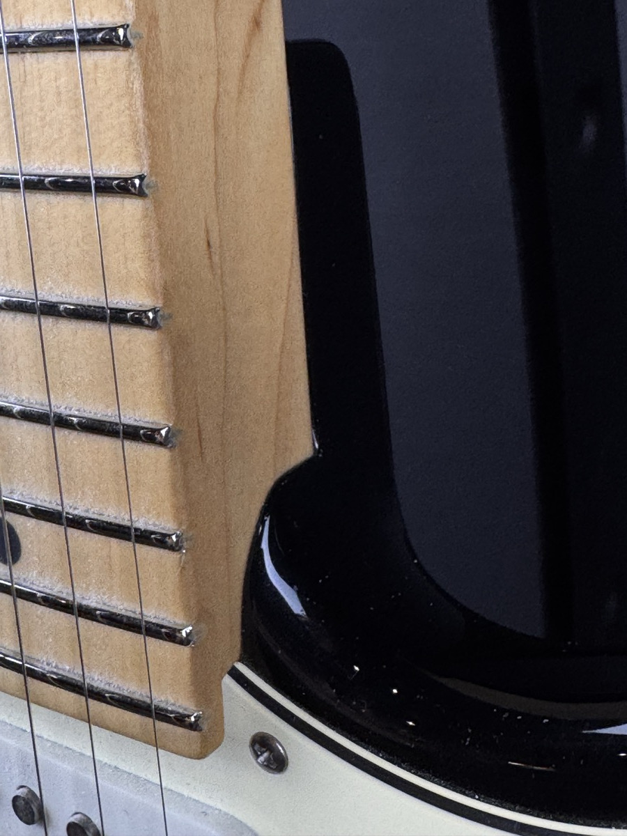 Suhr Classic Pro SSS Strat Style w/Bag - CONSIGNMENT &mdash; view 10