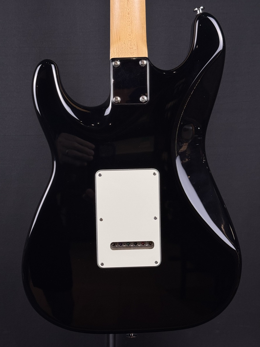 Suhr Classic Pro SSS Strat Style w/Bag - CONSIGNMENT &mdash; view 5