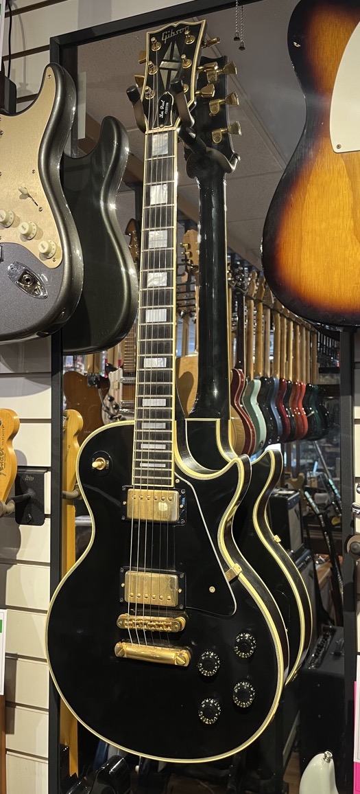 Gibson 1981 Les Paul Custom w/OHSC - CONSIGNMENT &mdash; view 3