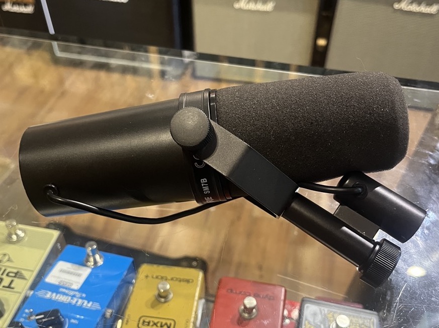 Shure SM7B Dynamic Broadcast Microphone &mdash; view 3