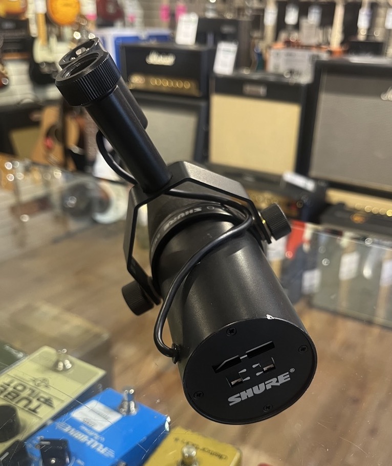 Shure SM7B Dynamic Broadcast Microphone &mdash; view 4