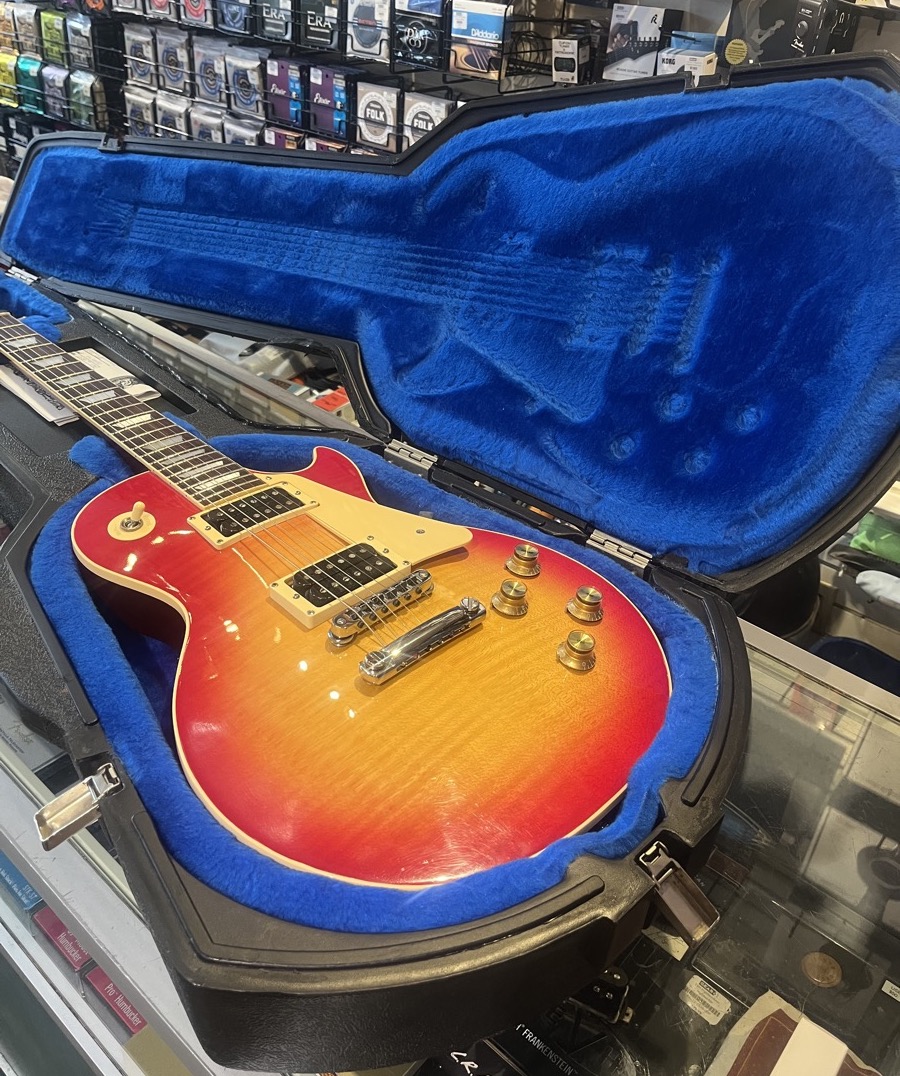 Gibson 1981 Les Paul Standard Cherry Burst w/OHSC - CONSIGNMENT &mdash; view 11