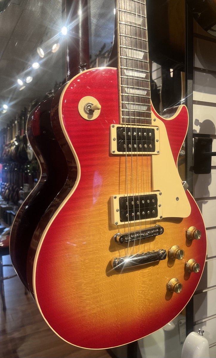 Gibson 1981 Les Paul Standard Cherry Burst w/OHSC - CONSIGNMENT &mdash; view 14