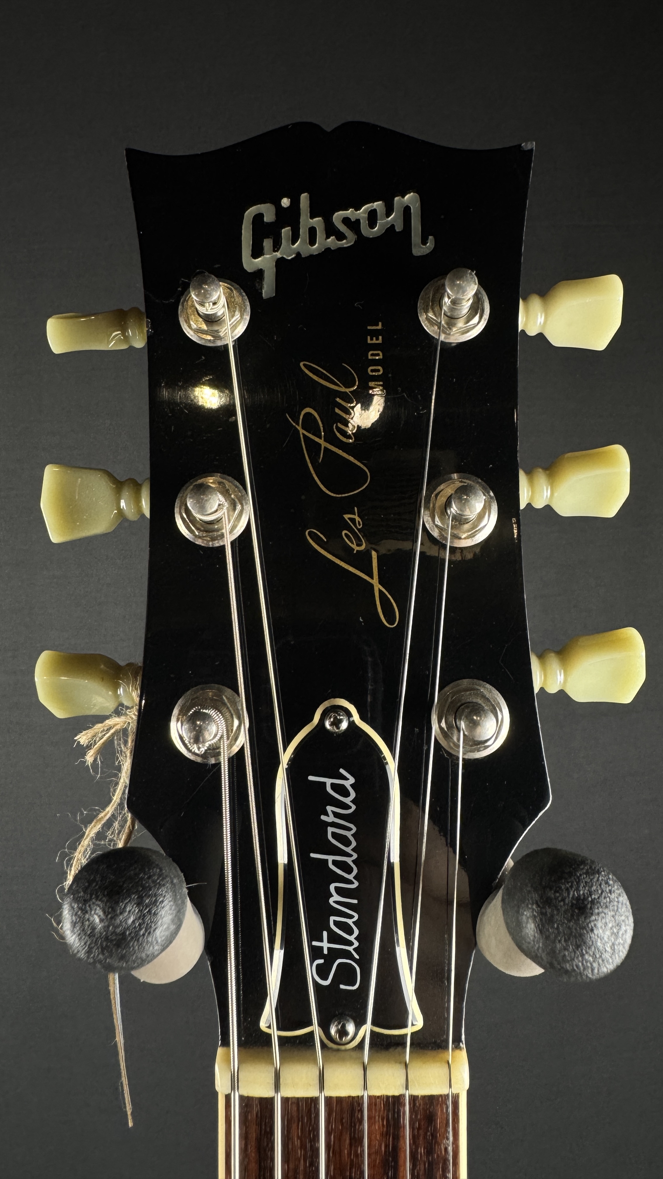 Gibson 1981 Les Paul Standard Cherry Burst w/OHSC - CONSIGNMENT &mdash; view 6