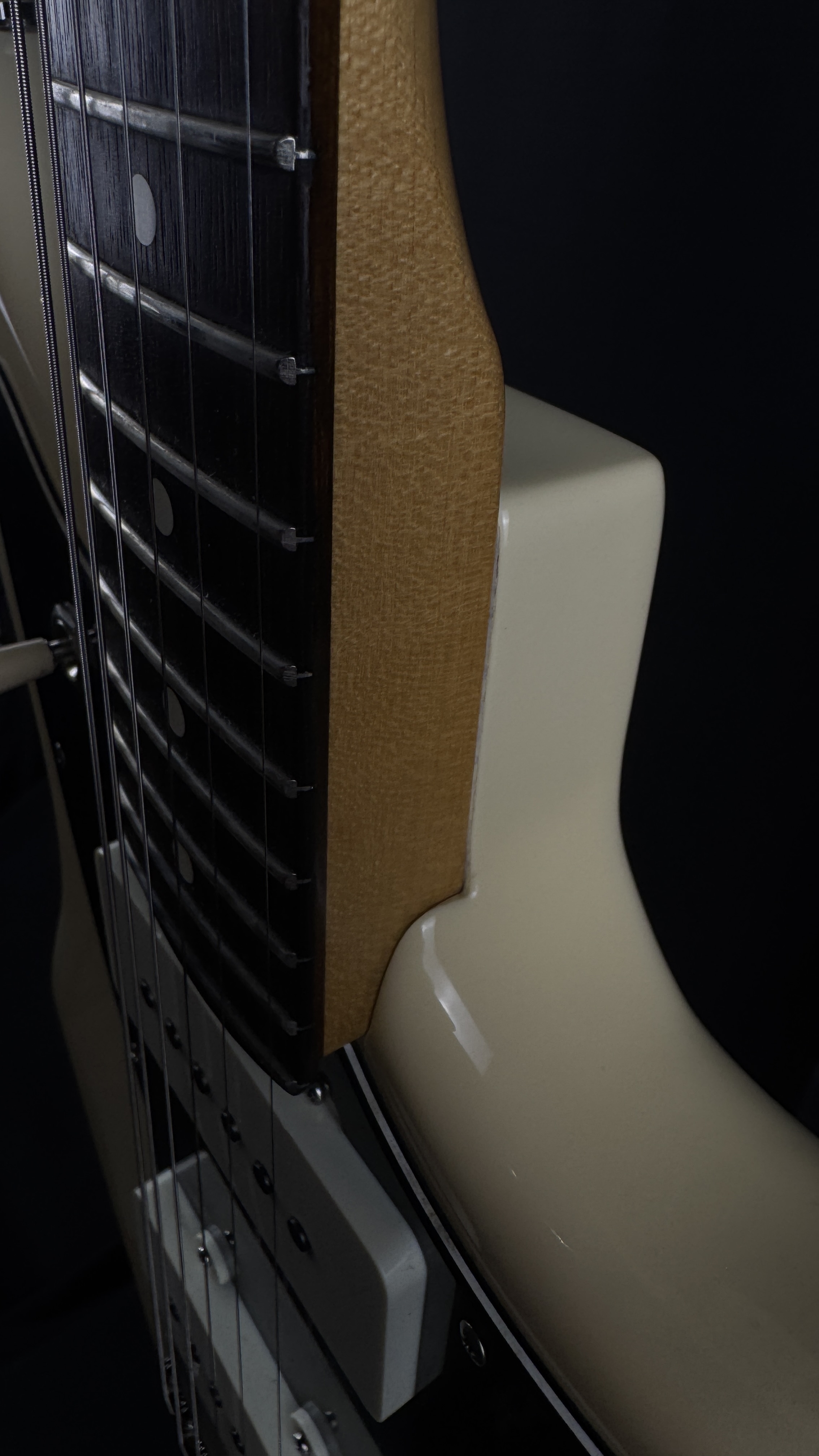 Fender 2017 American Professional Jazzmaster Olympic White w/OHSC &mdash; view 6