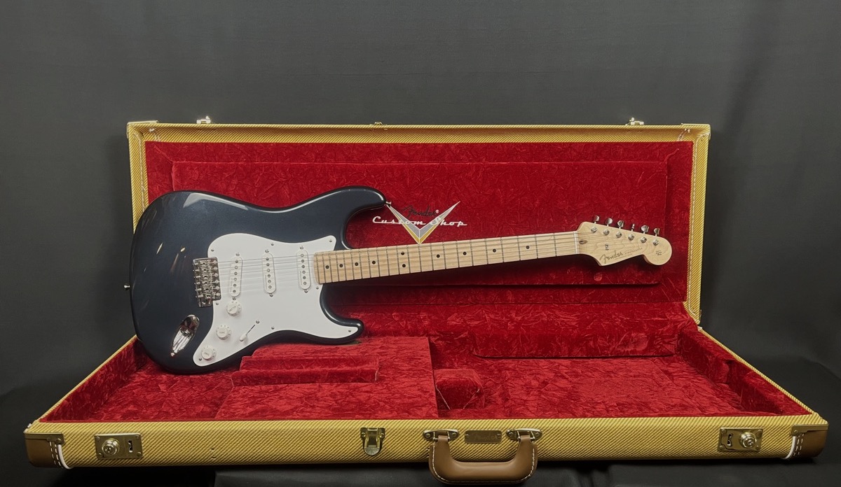 Fender Custom Shop Eric Clapton Stratocaster Mercedes Blue w/OHSC &mdash; view 12