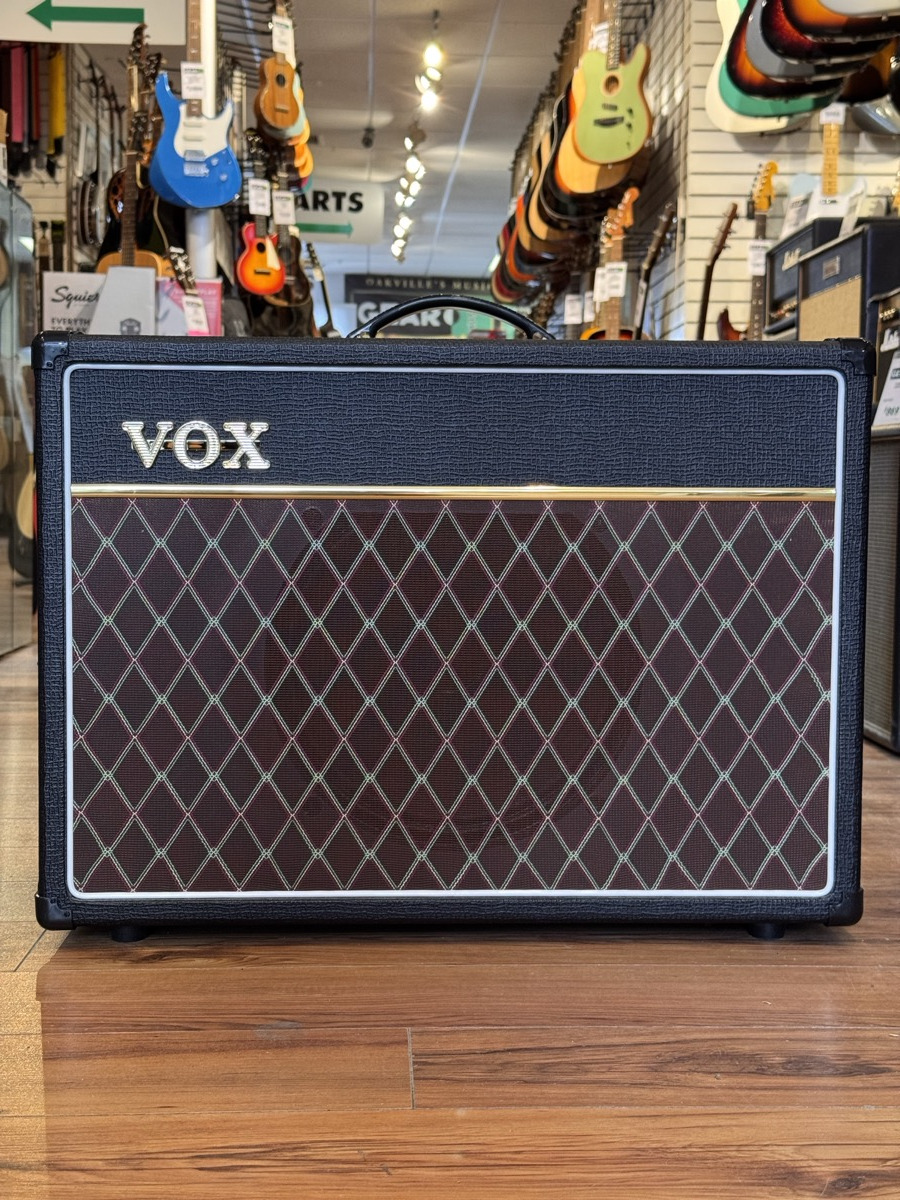 Vox AC15 Combo Tube 12" Speaker w/Footswitch