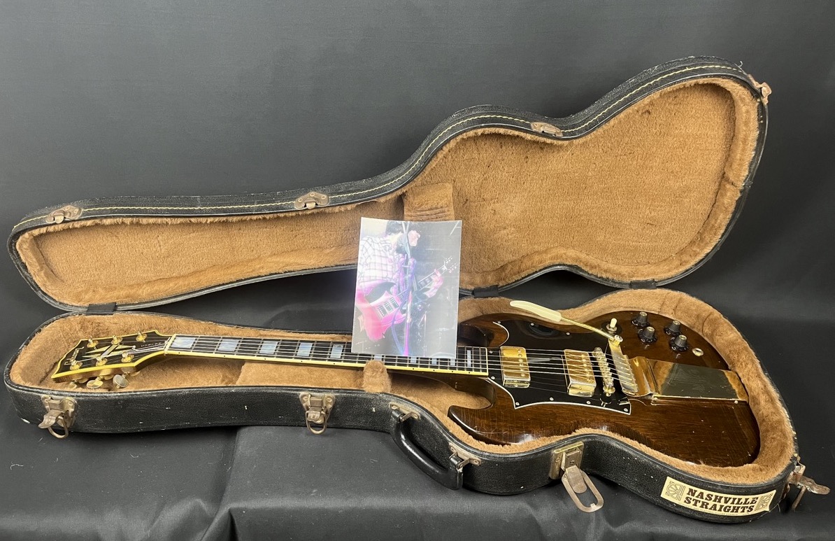 Gibson 1970 SG Custom 2 pickups Walnut  w/OHSC - CONSIGNMENT &mdash; view 14