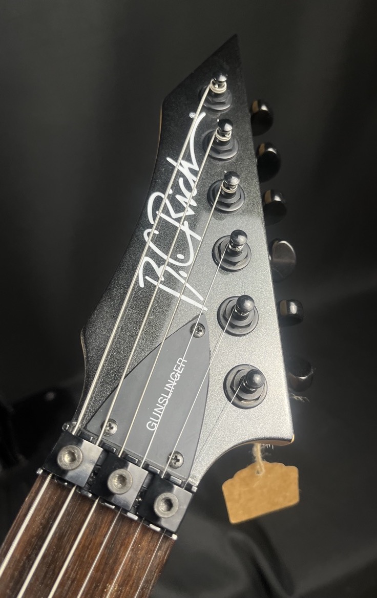 B.C. Rich Gunslinger Super Strat &mdash; view 5