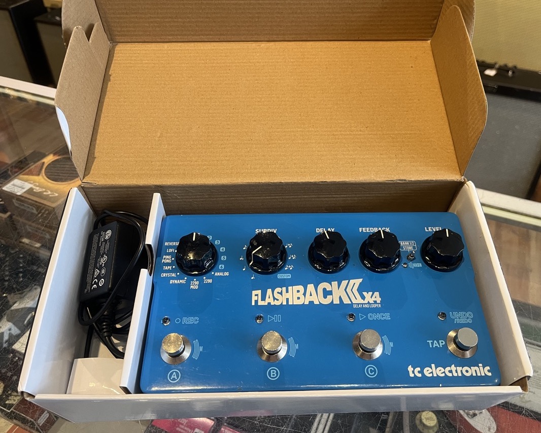 T.C. Electronics Flashback 2 x4 Delay Pedal w/Box