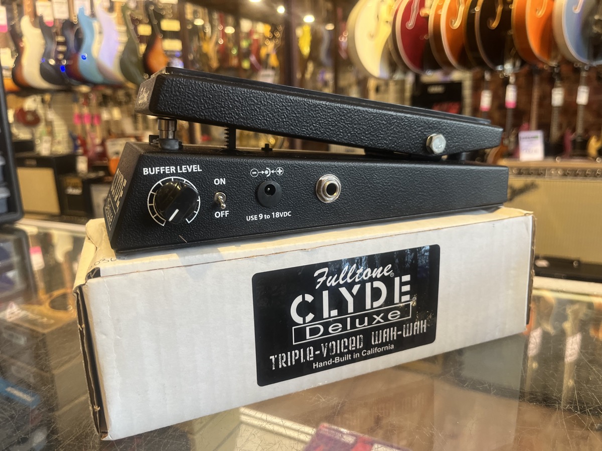 Fulltone Clyde Deluxe Triple Wah Pedal w/Box - CONSIGNMENT &mdash; view 3