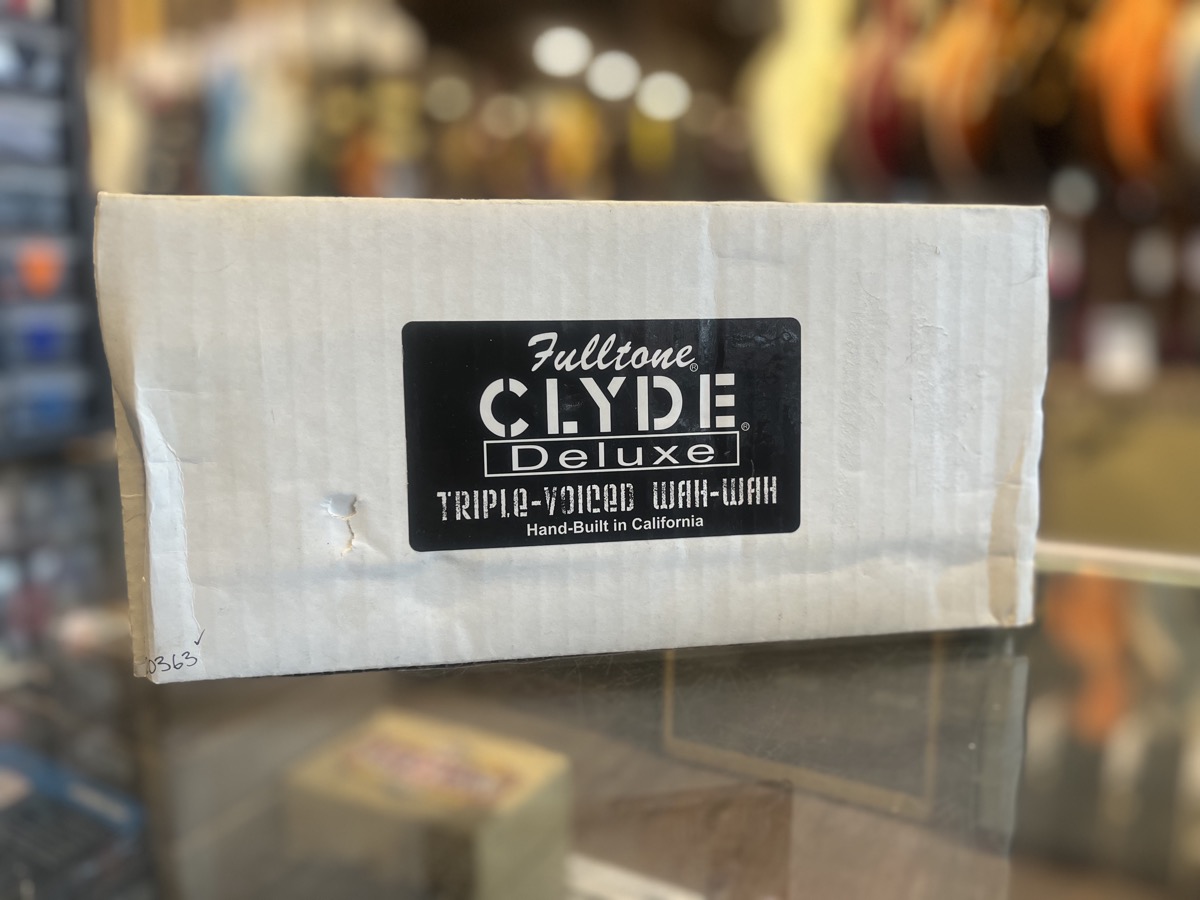 Fulltone Clyde Deluxe Triple Wah Pedal w/Box - CONSIGNMENT &mdash; view 9