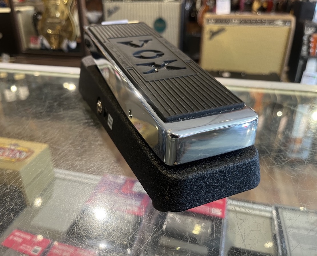 Vox V847-A Wah Pedal with Bag & Box - CONSIGNMENT &mdash; view 4