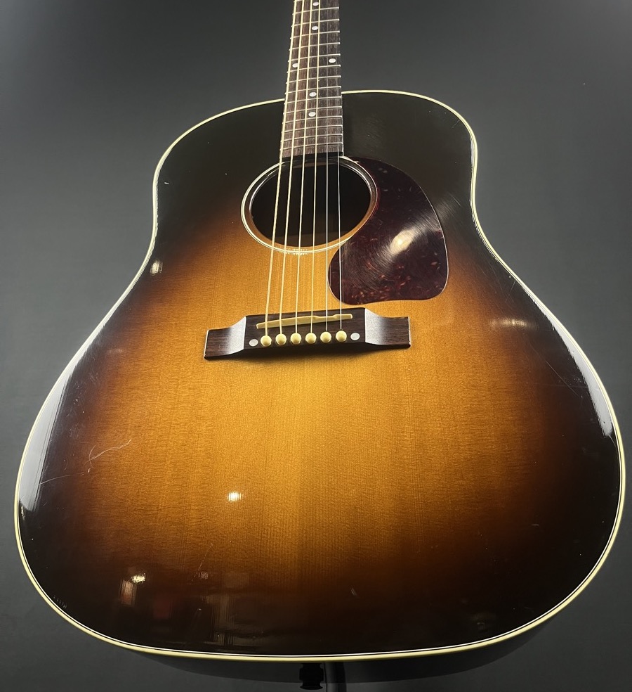 Gibson J-45 Standard, 2010, Vintage Sunburst - CONSIGNMENT &mdash; view 8