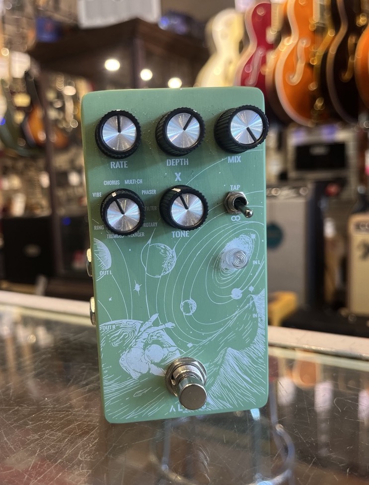 Alabs Novadrift Modulation Pedal w/box