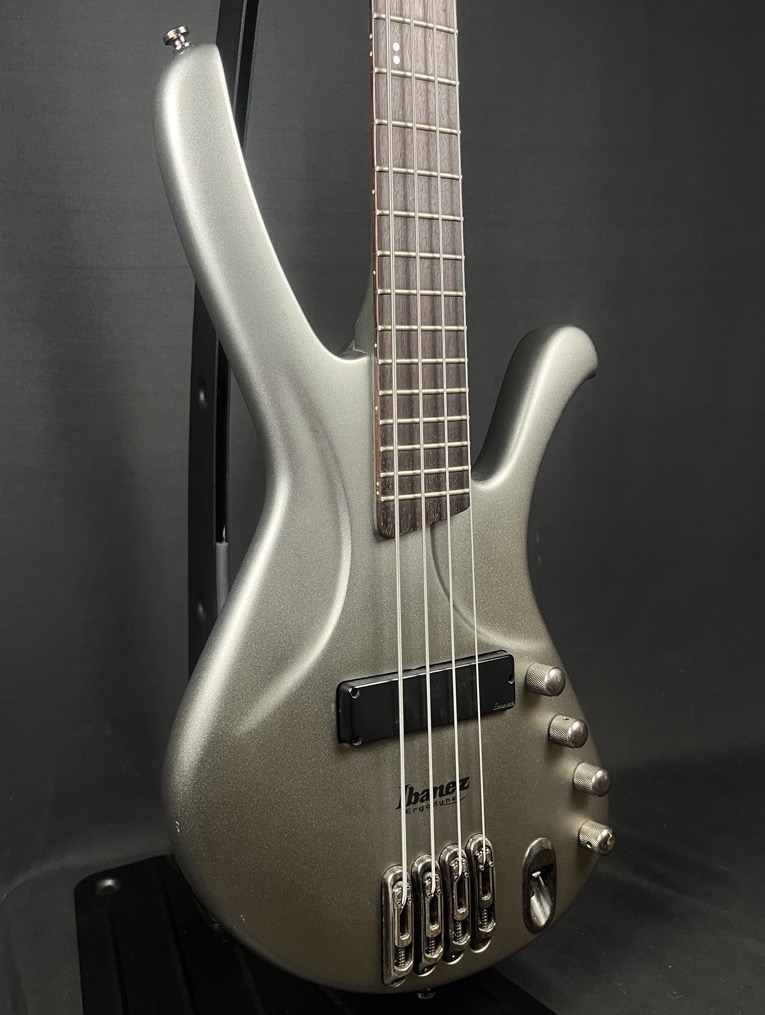 Ibanez EDA 900 Ergodyne 4 String Bass Flat Silver &mdash; view 3