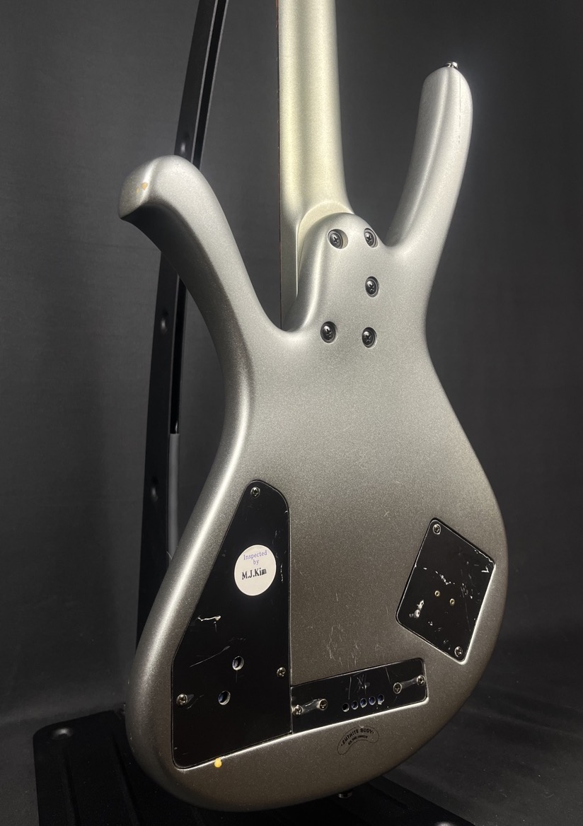 Ibanez EDA 900 Ergodyne 4 String Bass Flat Silver &mdash; view 8