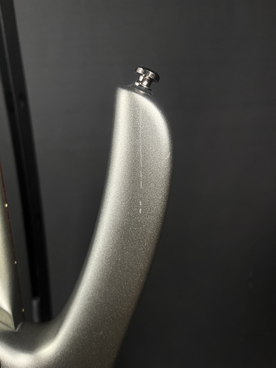 Ibanez EDA 900 Ergodyne 4 String Bass Flat Silver &mdash; view 10