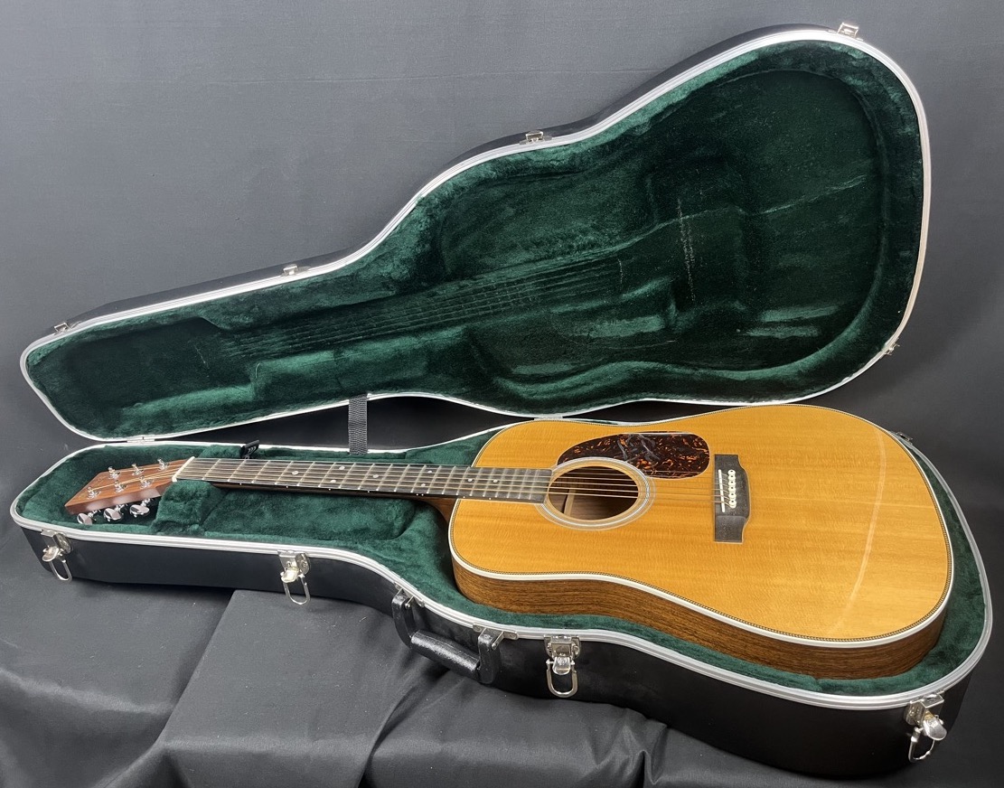 2017 Martin HD-28 Acoustic Dreadnought w/OHSC - CONSIGNMENT &mdash; view 12