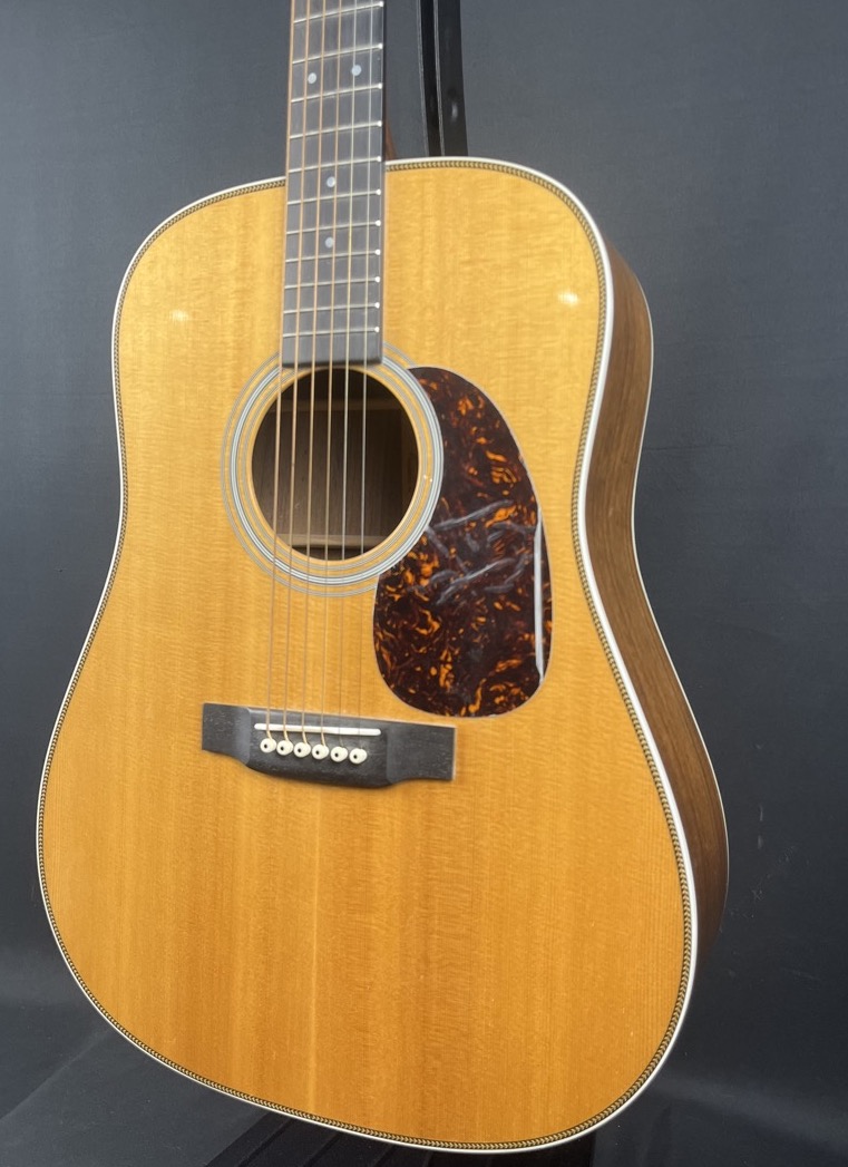 2017 Martin HD-28 Acoustic Dreadnought w/OHSC - CONSIGNMENT &mdash; view 3