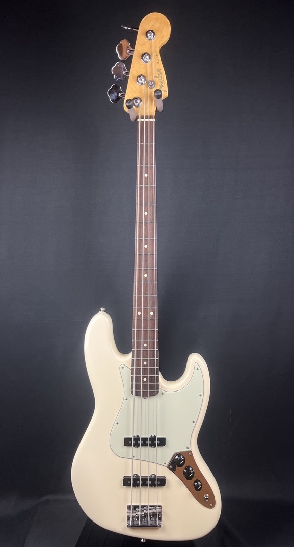 Fender 2017 American Professional Jazz Bass w/Case - CONSIGNMENT