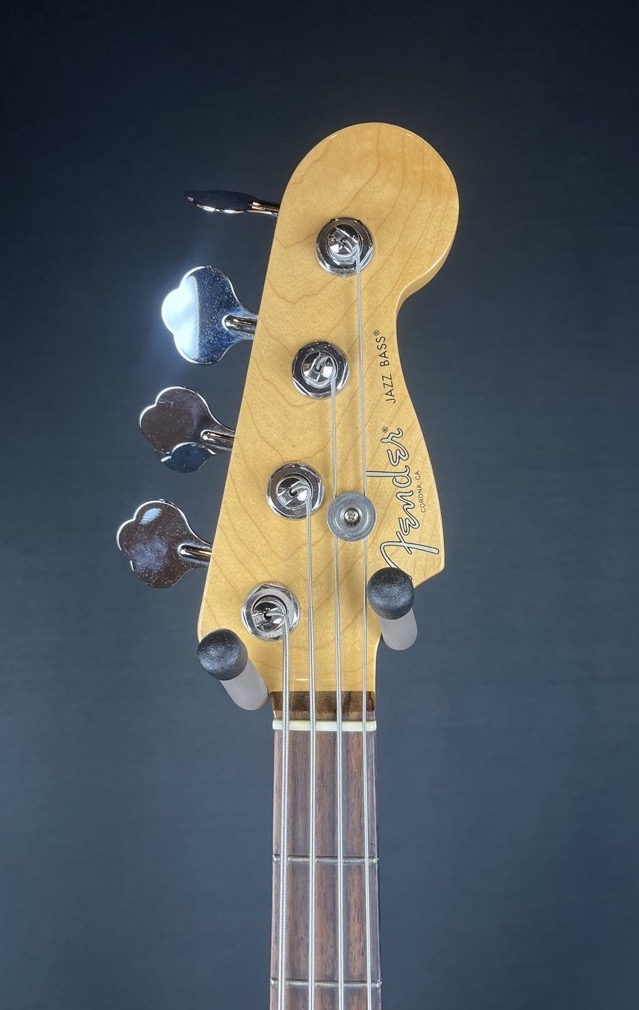 Fender 2017 American Professional Jazz Bass w/Case - CONSIGNMENT &mdash; view 4