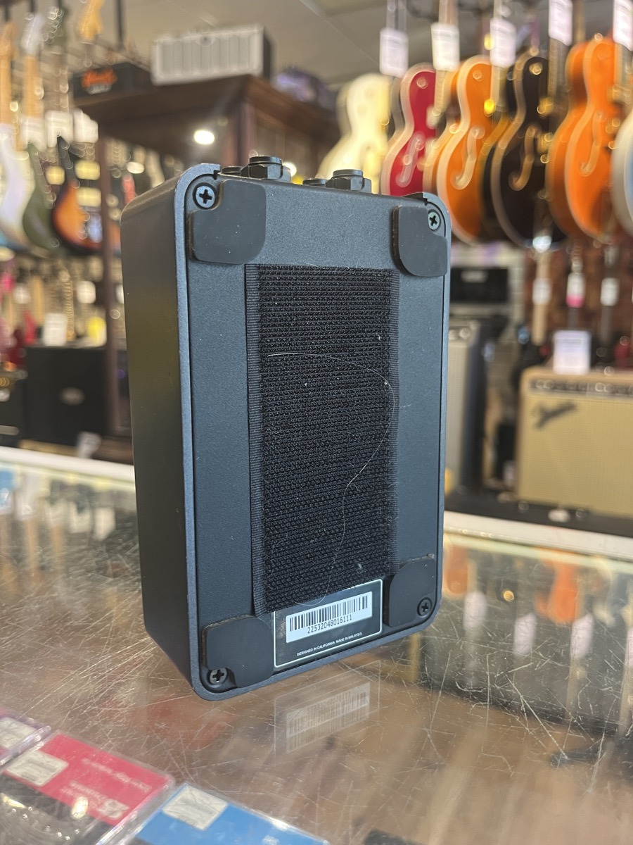 Universal Audio Dream '65 Reverb Amp Pedal w/Box &mdash; view 2