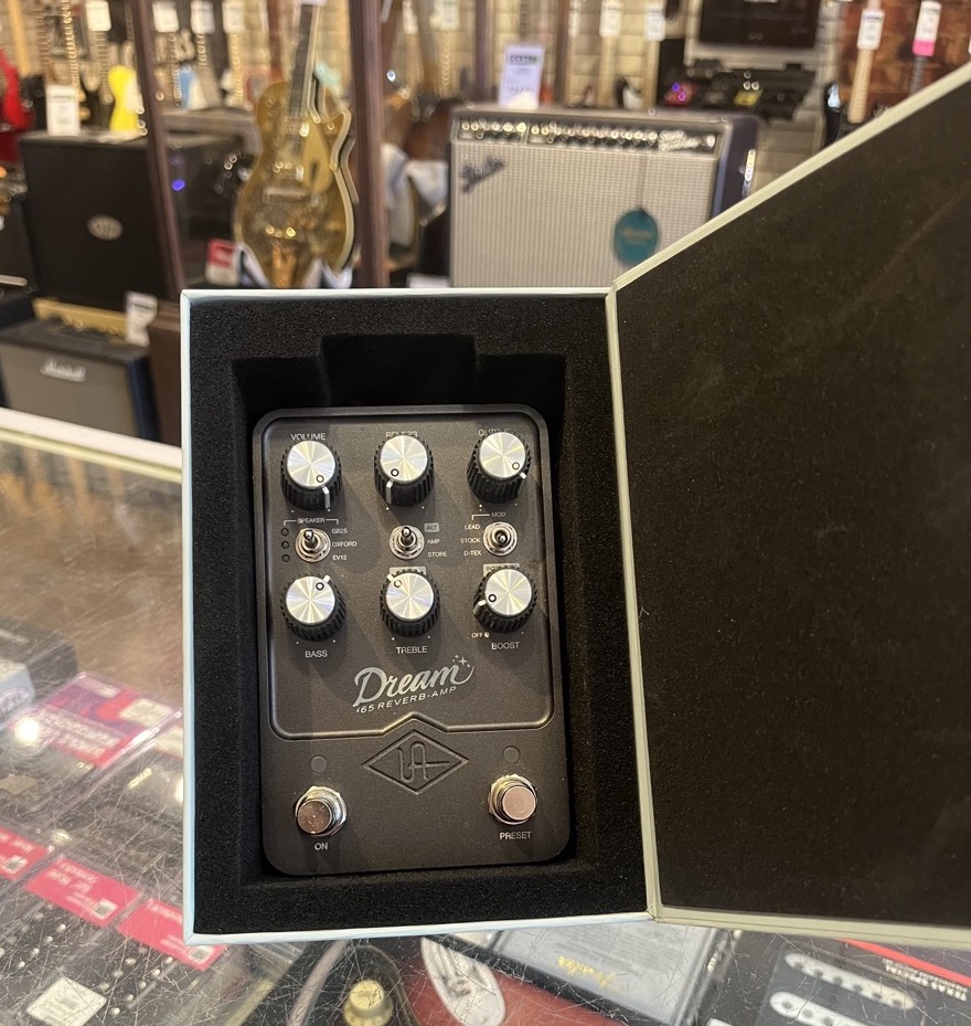 Universal Audio Dream '65 Reverb Amp Pedal w/Box &mdash; view 4