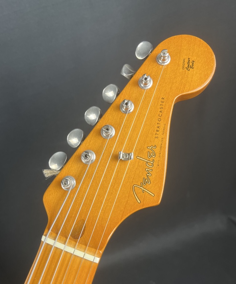 Fender Classic Series 50's Stratocaster 2 Tone Sunburst MIM w/Gigbag &mdash; view 4