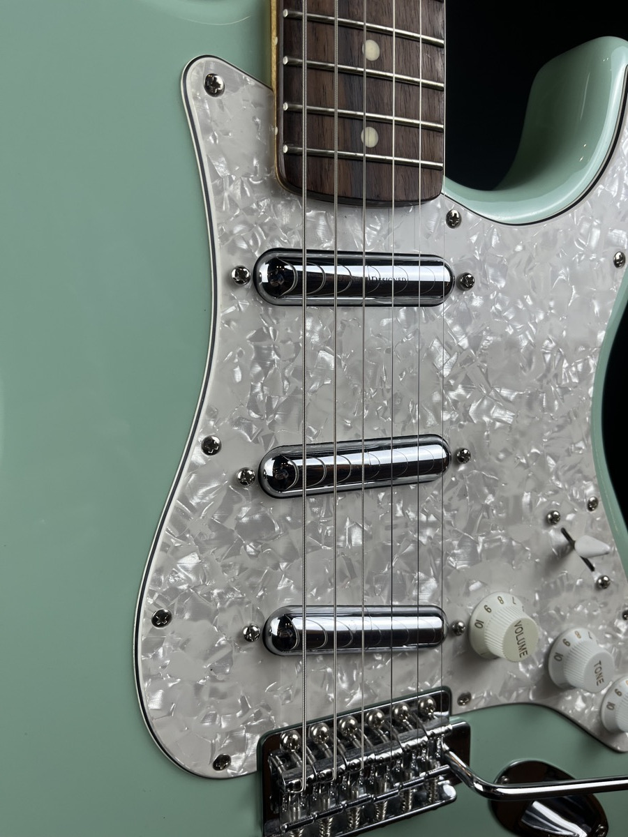 Squier Vintage Modified Surf Strat - CONSIGNMENT &mdash; view 9