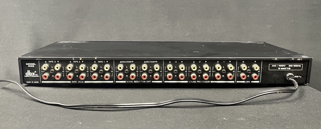 DBX 009 Audio Router Rack Unit - CONSIGNMENT &mdash; view 4